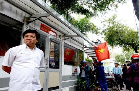 Không thực hiện được lời hứa, ông Đoàn Ngọc Hải nộp đơn xin từ chức