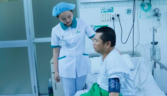 Người đàn ông hồi sinh kỳ diệu sau 20 phút ngừng tim