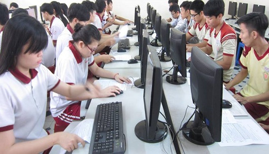 Môn Tin học là môn học bắt buộc trong chương trình giáo dục phổ thông mới