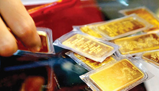 Giá vàng hôm nay tiến sát mốc 37 triệu đồng/lượng