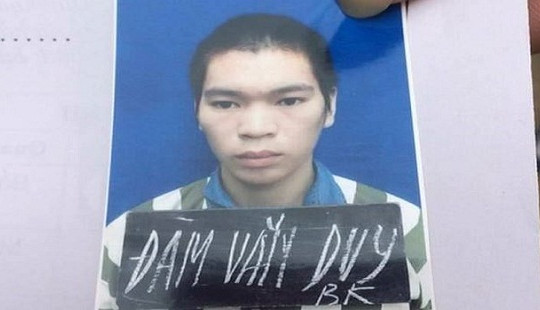 Phạm nhân bỏ trốn khỏi trại giam Phú Sơn 4 đã ra đầu thú