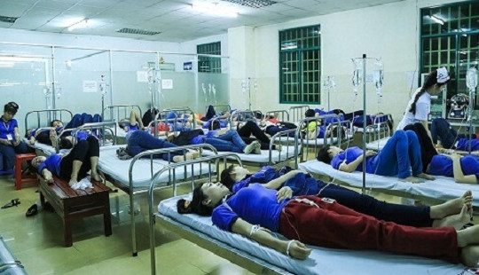 Gần 4.000 người ngộ độc thực phẩm trong năm 2017