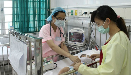 Bộ Y tế cảnh báo về bệnh cúm mùa đang "hoành hành"