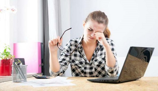 Bí kíp bảo vệ đôi mắt cho dân văn phòng