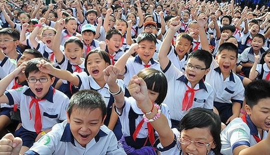 Dân số Việt Nam cán mốc 93,7 triệu người
