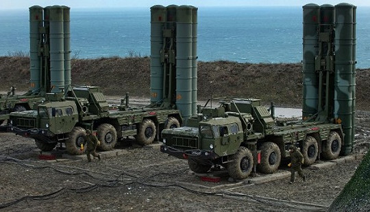 Thổ Nhĩ Kỳ có thể hứng trừng phạt vì mua tên lửa S-400 của Nga