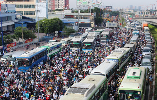 TP.HCM: Tân Sơn Nhất lên phương án chống kẹt xe trước Tết