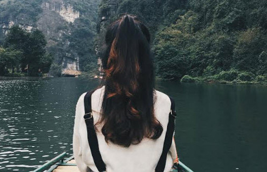 Khám phá địa điểm Hoàng Thùy Linh quay MV Bánh trôi nước đẹp ma mị ngày Tết