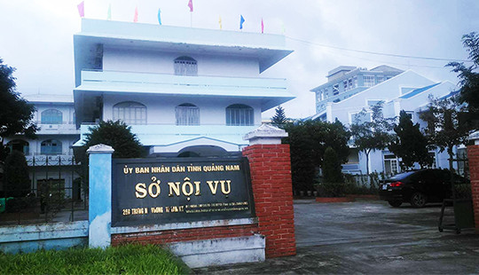 Kỷ luật cảnh cáo Giám đốc Sở Nội vụ tỉnh Quảng Nam