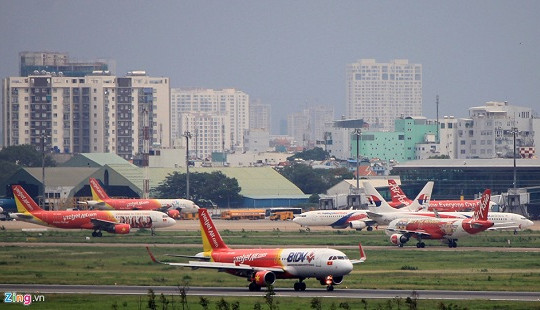 Sau đợt nghỉ lễ, hàng loạt chuyến bay bị hủy hoặc tạm hoãn