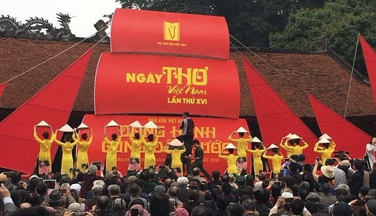 Khai mạc ngày thơ Việt Nam 2018