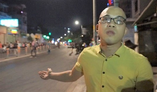 Xe ben tông hàng loạt xe máy ở Sài Gòn: "Người và xe la liệt như lá rụng trên đường"