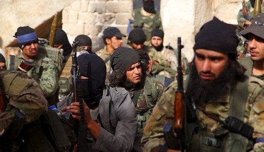 Đông Ghouta lại “rực lửa” khi các nhóm phiến quân công khai đấu đá lẫn nhau