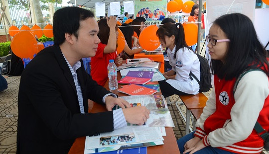 Bộ GD-ĐT sẽ yêu cầu trường giải trình nếu thấy tổ hợp thi quá bất thường