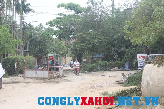 Con đường "đau khổ" giữa lòng phố Huế: Thi công ì ạch do đâu?