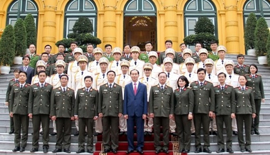 Chủ tịch nước gặp mặt cán bộ, đoàn viên thanh niên Công an tiêu biểu