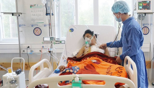 Chạy đua cứu sống nam thanh niên mất hơn 4 lít máu do TNGT