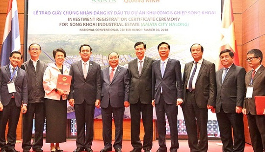 Quảng Ninh:  Trao giấy chứng nhận đầu tư KCN Sông Khoai  cho doanh nghiệp Thái Lan