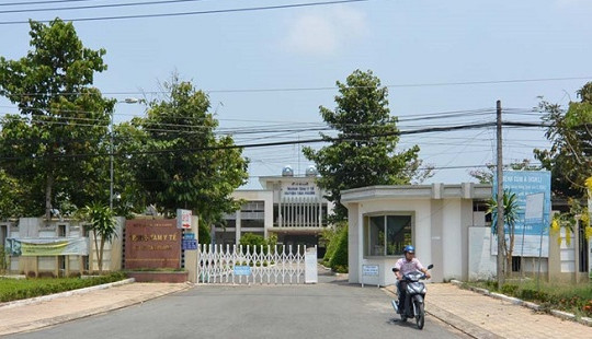 Vụ cấp nhầm thuốc phá thai: Đình chỉ công tác 3 nhân viên y tế