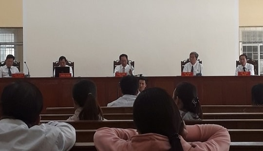 Tham ô tiền tỷ, nguyên Trưởng phòng Lao động hầu tòa