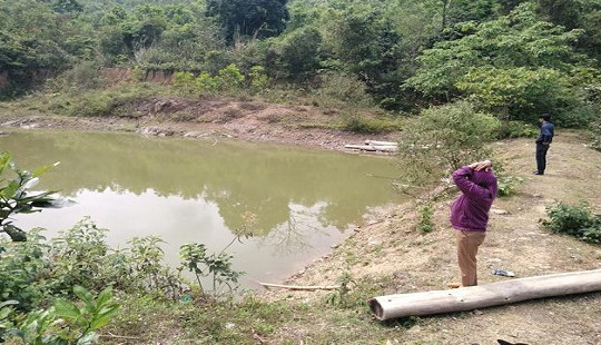 Xóm nghèo tang thương sau vụ 3 bé trai bị đuối nước