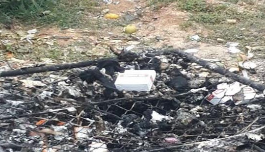 Hà Tĩnh: Bệnh viện đốt chất thải nguy hại “vô tư” xả khói hành dân