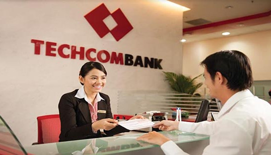 Moody’s và S&P đồng loạt nâng hạng tín nhiệm của Techcombank