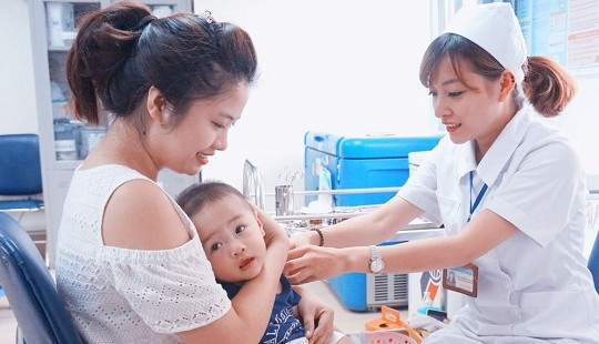Chính thức sử dụng vắc xin sởi - rubella do Việt Nam sản xuất