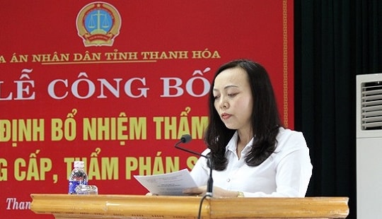 TAND Thanh Hóa trao quyết định bổ nhiệm chức danh Thẩm phán trung cấp và Thẩm phán sơ cấp