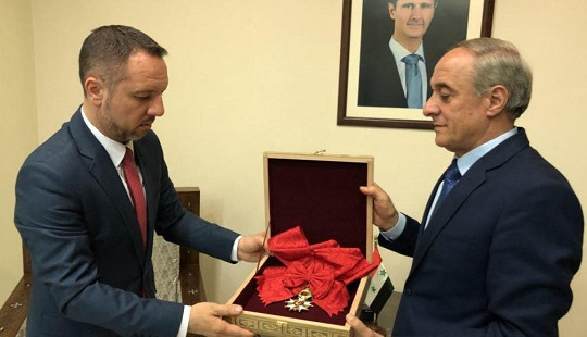 Vì sao Tổng thống Syria trả lại huân chương Bắc đẩu Bội tinh cho Pháp?