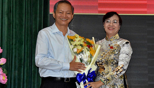 Miễn nhiệm chức danh Phó Chủ tịch UBND TP.HCM đối với đồng chí Lê Văn Khoa
