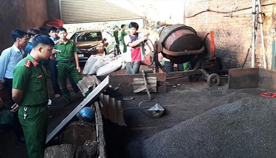 Thu giữ 3 tấn tạp chất cà phê được nhuộm pin