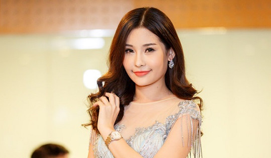 Lê Âu Ngân Anh không được cấp phép đi thi quốc tế