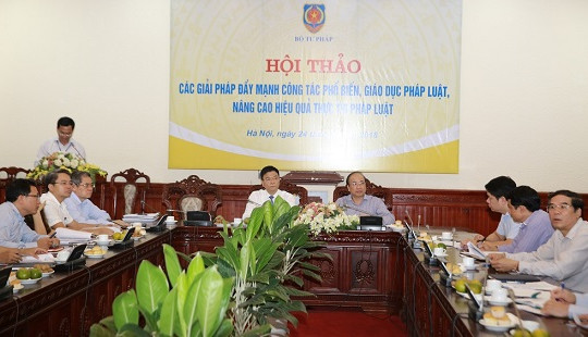 Cần bồi dưỡng cán bộ về pháp luật, đạo đức công vụ, liêm chính
