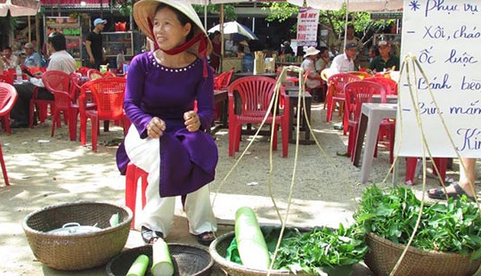 Festival Huế 2018 – Chợ quê ngày hội tại Cầu ngói Thanh Toàn