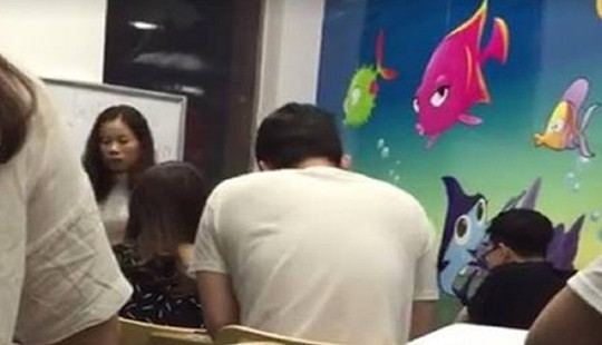 Giáo viên tại trung tâm tiếng Anh chửi học viên "óc lợn"