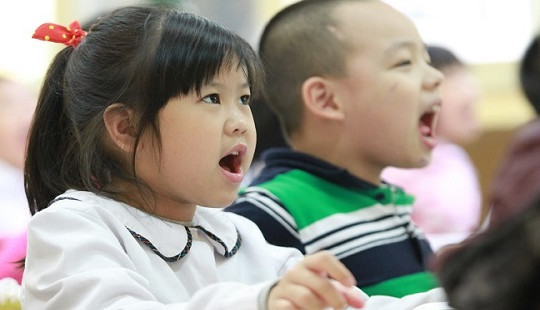 Nên chọn trường học gần nhà khi con vào lớp 1