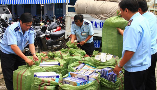 Từ 15/6 thí điểm đấu giá thuốc lá ngoại nhập lậu bị tịch thu để xuất khẩu