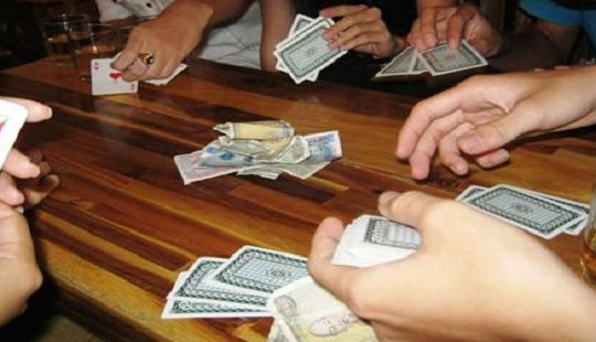Bộ GD-ĐT kiểm tra rà soát học sinh, sinh viên có biểu hiện đánh bạc