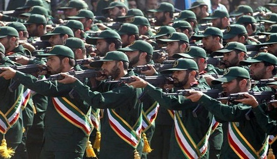 Mỹ tung đòn trừng phạt nhằm vào lực lượng Vệ binh Iran