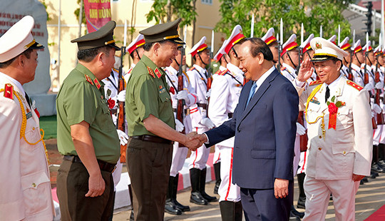 Chiến sĩ công an cần nỗ lực phấn đấu, dành trọn niềm tin của nhân dân