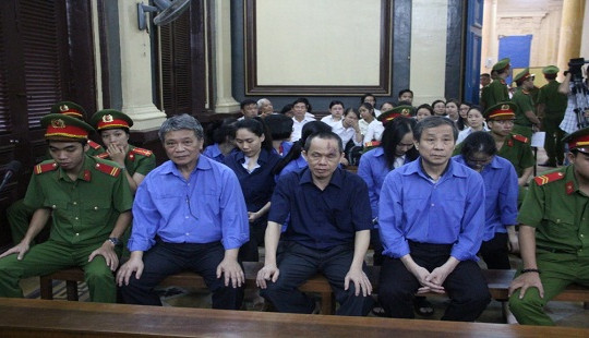 Xét xử vụ Hứa Thị Phấn và đồng phạm: Tiếp tục làm rõ khoản tiền thu chi khống 5.256 tỷ đồng