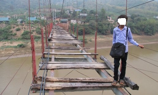 Thanh Hóa: Loay hoay tìm cách phá dỡ cầu mục nát qua sông Mã
