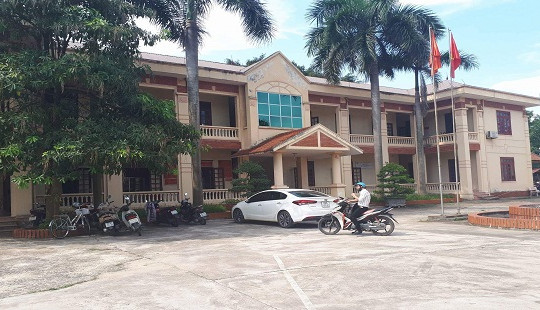 Vĩnh Phúc: Hàng chục người họ hàng “làm quan” trong một xã