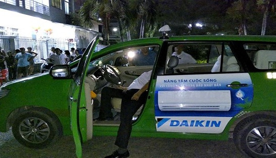 Tài xế taxi Mai Linh tử vong trên ghế lái, nghi do đột tử