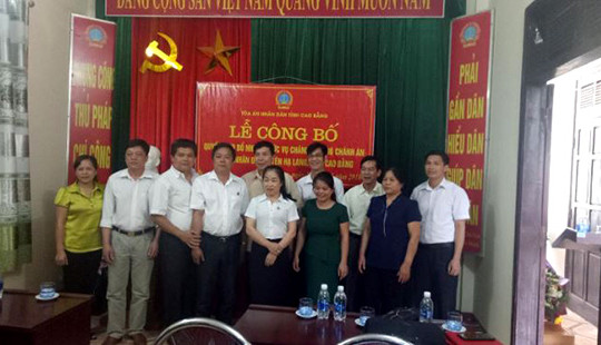Bổ nhiệm Chánh án, Phó Chánh án TAND huyện Hạ Lang