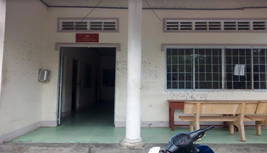 Tạm đình chỉ công tác Phó trưởng Công an xã bị tố “sàm sỡ” nữ sinh lớp 9