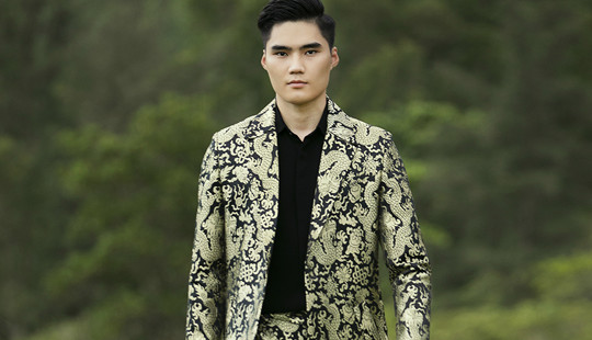 Những mốt vest độc, lạ hứa hẹn tạo nên trào lưu từ sàn diễn Xuân - Hè 2018