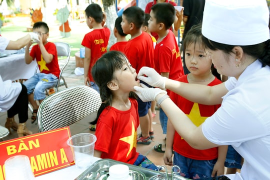 Hôm nay, hơn 6 triệu trẻ em được uống bổ sung vitamin A