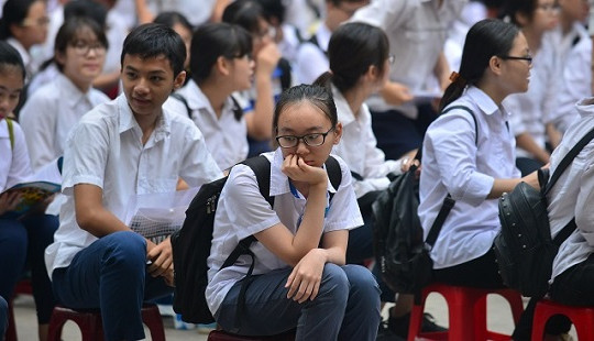 Bảo mật đề thi: Trưởng điểm thi phải ngủ lại